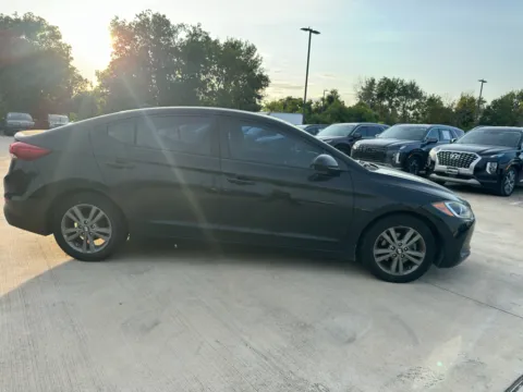 More photos of 2017 Hyundai Elantra SE at Dallas Direct Auto, TX