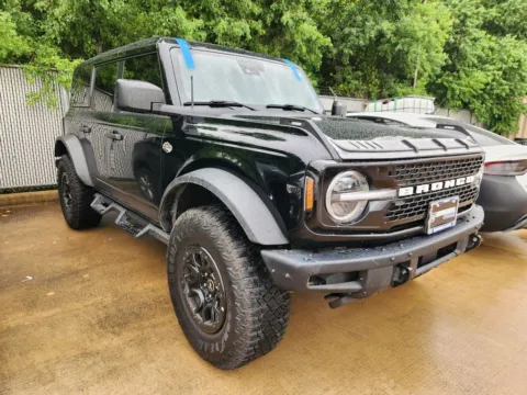 Photos of 2024 Ford Bronco Wildtrak for sale in Irving, TX at Dallas Direct Auto