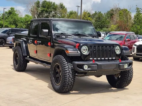 More photos of 2020 Jeep Gladiator Rubicon at Dallas Direct Auto, TX
