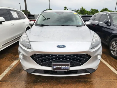 Photos of 2020 Ford Escape Hybrid Titanium Hybrid for sale in Irving, TX at Dallas Direct Auto