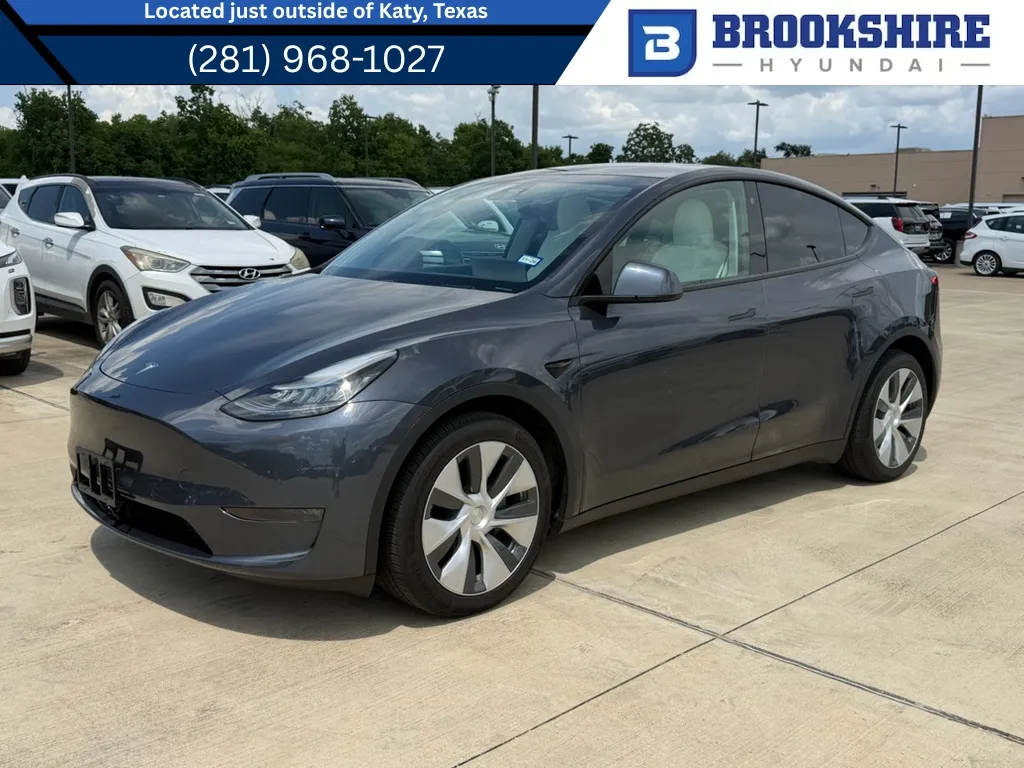 Gray 2021 Tesla Model Y Long Range for sale in Irving, TX