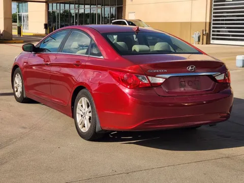 More photos of 2013 Hyundai Sonata GLS at Dallas Direct Auto, TX