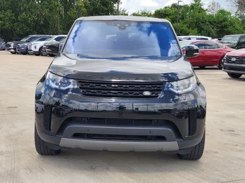 Photos of 2020 Land Rover Discovery SE for sale in Irving, TX at Dallas Direct Auto