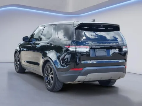 More photos of 2020 Land Rover Discovery SE at Dallas Direct Auto, TX