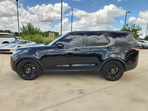 Another view of 2020 Land Rover Discovery SE for sale in Irving, TX at Dallas Direct Auto