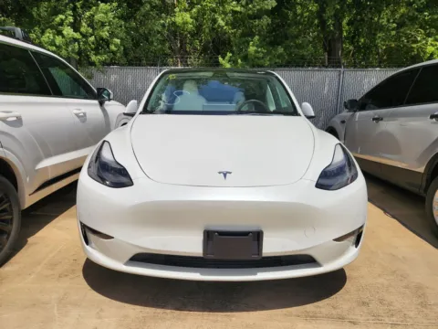 Photos of 2022 Tesla Model Y Performance for sale in Irving, TX at Dallas Direct Auto