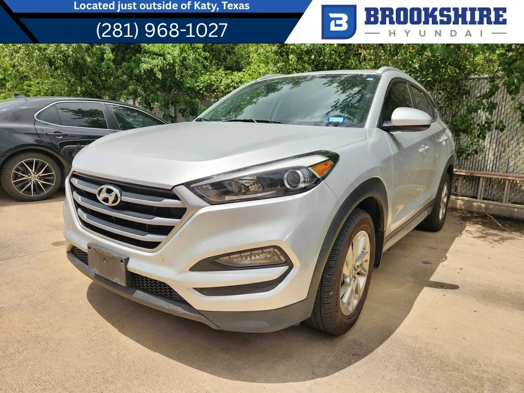 Silver 2017 Hyundai Tucson SE for sale in Irving, TX