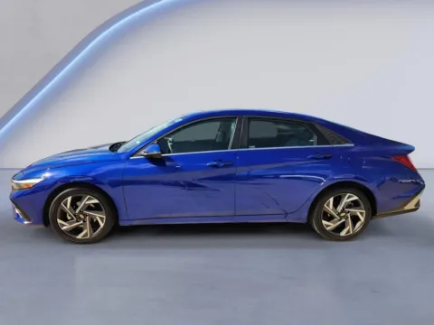 More photos of 2025 Hyundai Elantra Limited at Dallas Direct Auto, TX