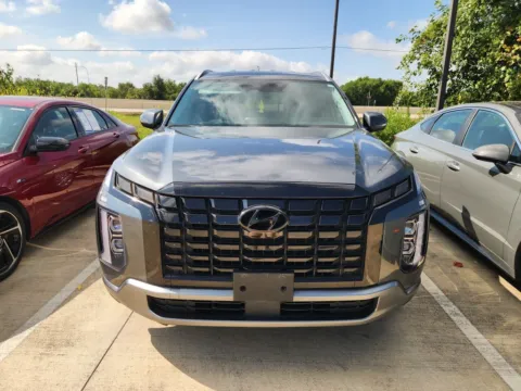 Photos of 2024 Hyundai Palisade SEL 7P for sale in Irving, TX at Dallas Direct Auto