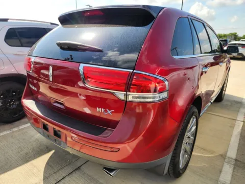 More photos of 2015 Lincoln MKX at Dallas Direct Auto, TX