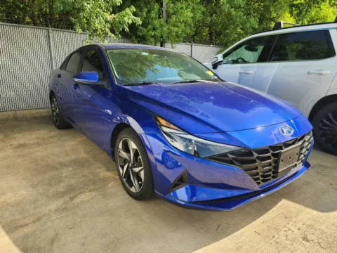 Another view of 2023 Hyundai Elantra SEL for sale in Irving, TX at Dallas Direct Auto
