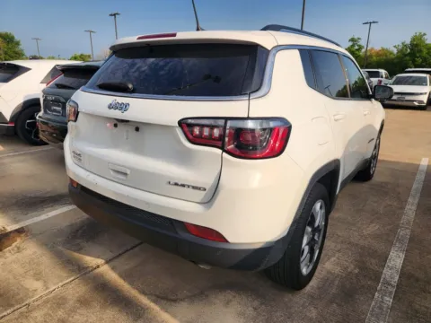 More photos of 2021 Jeep Compass Limited at Dallas Direct Auto, TX