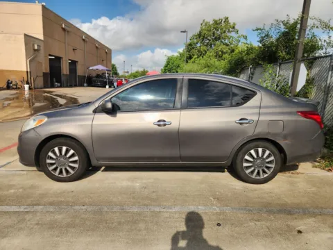 More photos of 2014 Nissan Versa SV at Dallas Direct Auto, TX