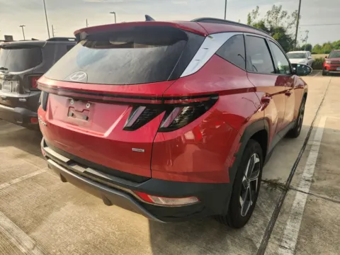 More photos of 2023 Hyundai Tucson Limited at Dallas Direct Auto, TX