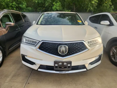 Photos of 2017 Acura MDX w/Technology Pkg for sale in Irving, TX at Dallas Direct Auto