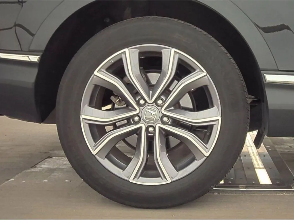 2022 Honda CR-V Touring - Photo 23