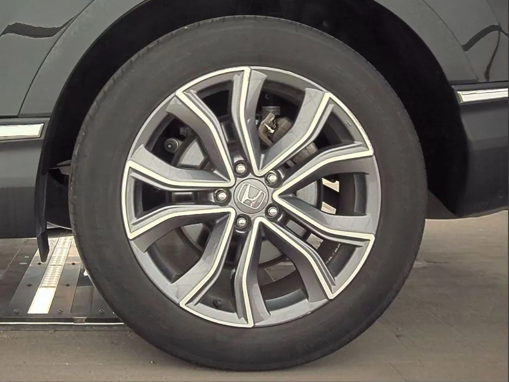 2022 Honda CR-V Touring - Photo 26