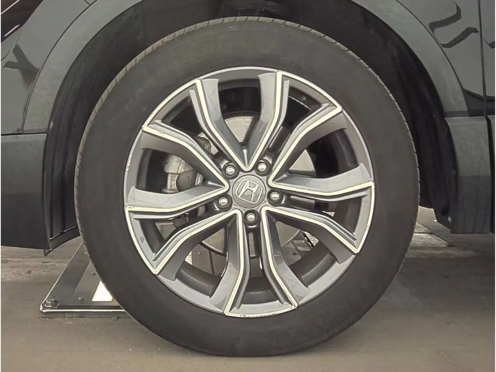 2022 Honda CR-V Touring - Photo 24