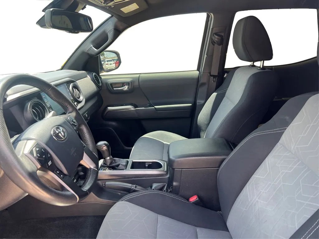 2020 Toyota Tacoma TRD Off Road - Photo 10