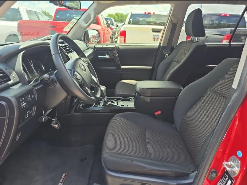 2024 Toyota 4Runner TRD Off-Road - Photo 31