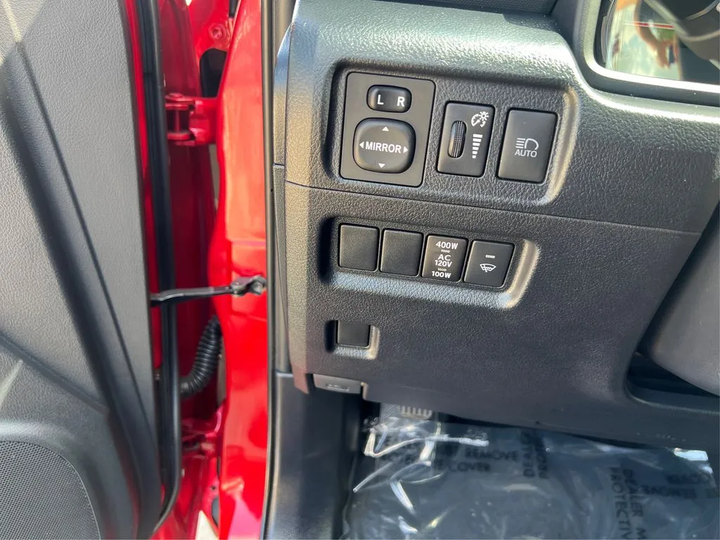 2024 Toyota 4Runner TRD Off-Road - Photo 18