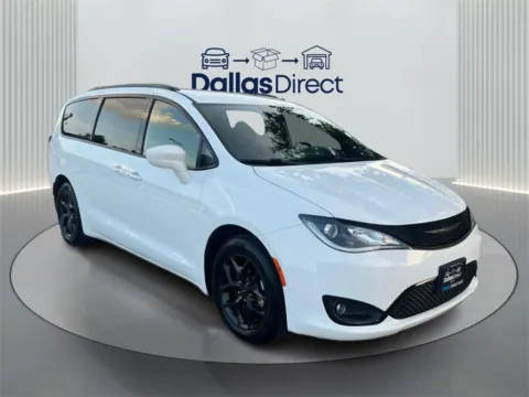 White 2018 Chrysler Pacifica Touring L Plus for sale in Irving, TX