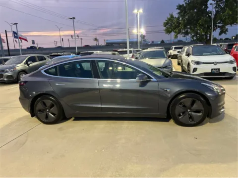 More photos of 2019 Tesla Model 3 Long Range at Dallas Direct Auto, TX