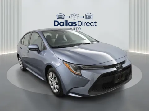 Gray 2022 Toyota Corolla LE for sale in Irving, TX