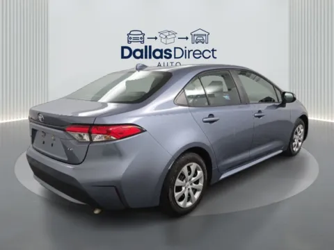 More photos of 2022 Toyota Corolla LE at Dallas Direct Auto, TX