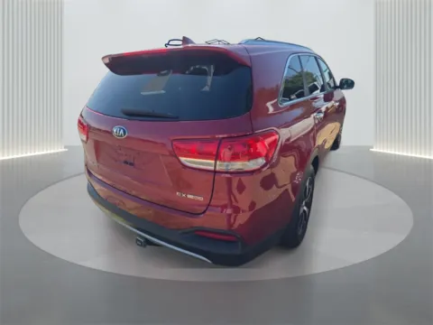 More photos of 2016 Kia Sorento EX at Dallas Direct Auto, TX