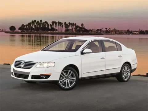 White 2010 Volkswagen Passat Komfort for sale in Irving, TX
