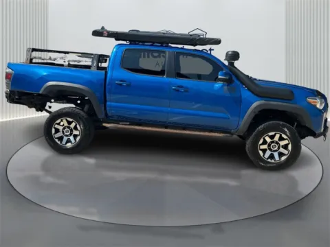 More photos of 2017 Toyota Tacoma SR at Dallas Direct Auto, TX