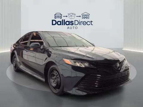 Green 2018 Toyota Camry LE for sale in Irving, TX