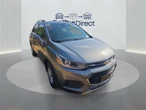 Gray 2020 Chevrolet Trax LT for sale in Irving, TX