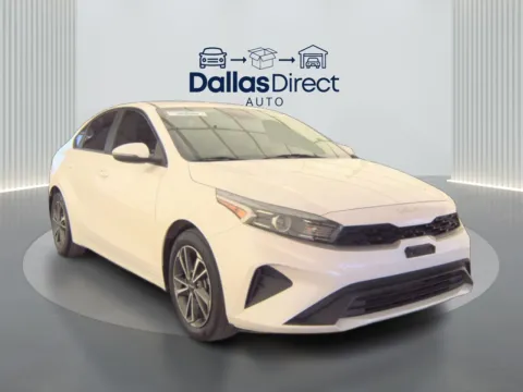 White 2022 Kia Forte LXS for sale in Irving, TX