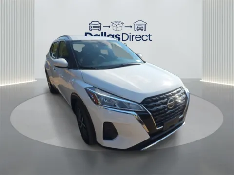 White 2021 Nissan Kicks SV for sale in Irving, TX