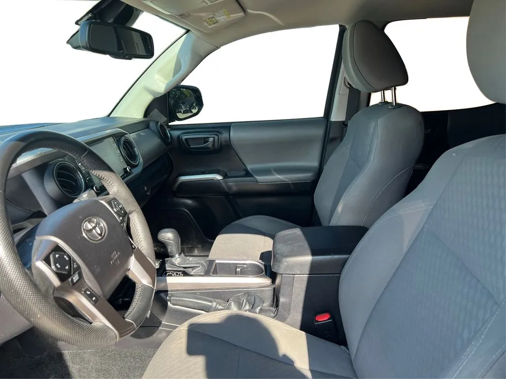 2021 Toyota Tacoma SR5 - Photo 10