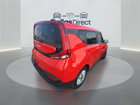More photos of 2022 Kia Soul LX at Dallas Direct Auto, TX