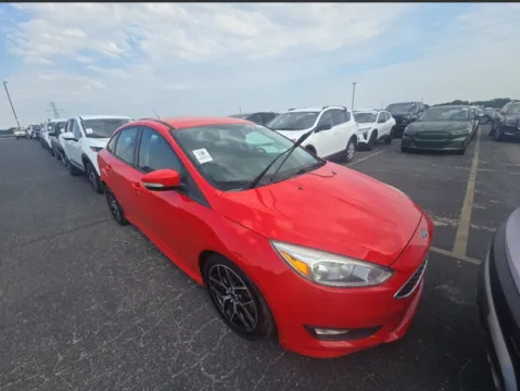 Photos of 2016 Ford Focus SE for sale in Irving, TX at Dallas Direct Auto