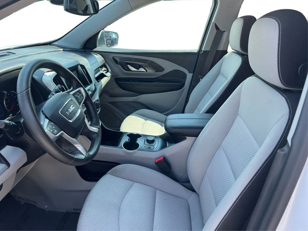 2023 GMC Terrain SLE - Photo 10