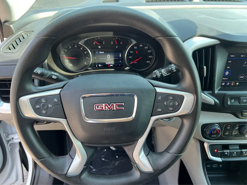 2023 GMC Terrain SLE - Photo 17