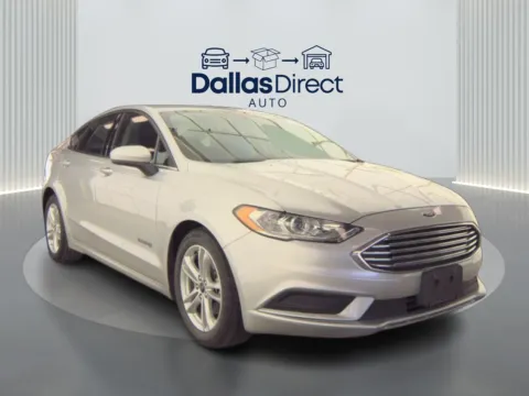Silver 2018 Ford Fusion Hybrid SE for sale in Irving, TX
