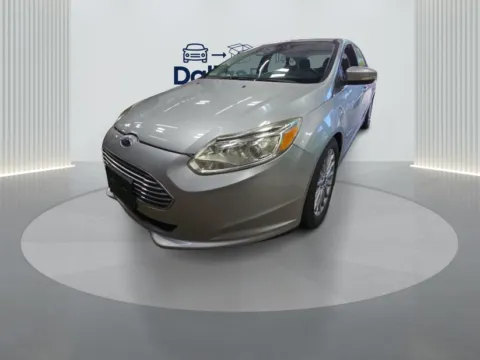 More photos of 2016 Ford Focus Electric at Dallas Direct Auto, TX