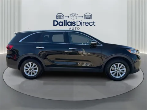 More photos of 2019 Kia Sorento LX at Dallas Direct Auto, TX