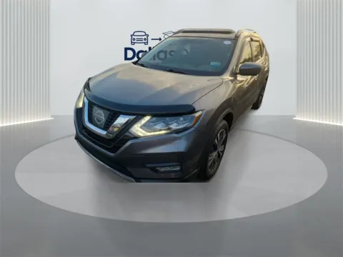 More photos of 2017 Nissan Rogue SL at Dallas Direct Auto, TX