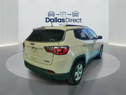 More photos of 2018 Jeep Compass Latitude at Dallas Direct Auto, TX