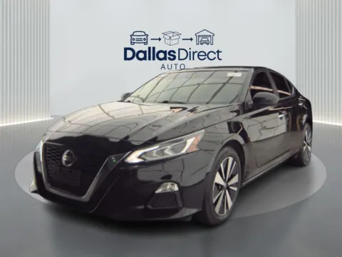 Photos of 2022 Nissan Altima 2.5 SV for sale in Irving, TX at Dallas Direct Auto
