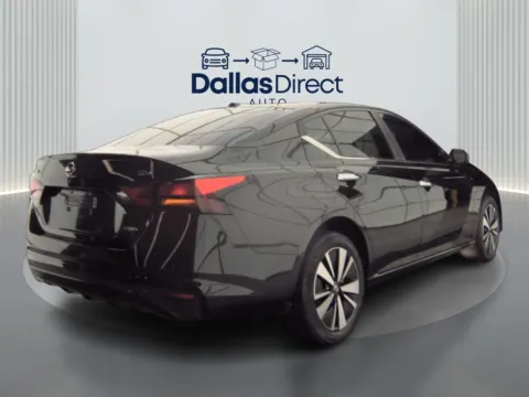 More photos of 2022 Nissan Altima 2.5 SV at Dallas Direct Auto, TX