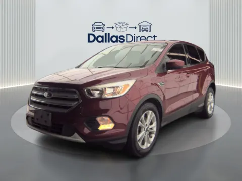 Photos of 2019 Ford Escape SE for sale in Irving, TX at Dallas Direct Auto