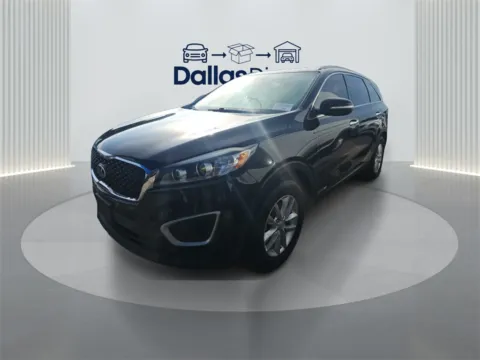 More photos of 2017 Kia Sorento LX at Dallas Direct Auto, TX